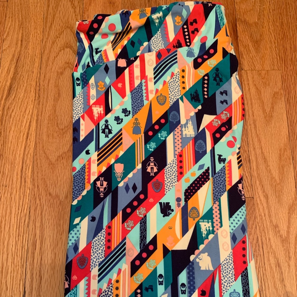 LuLaRoe Disney Leggings TC2